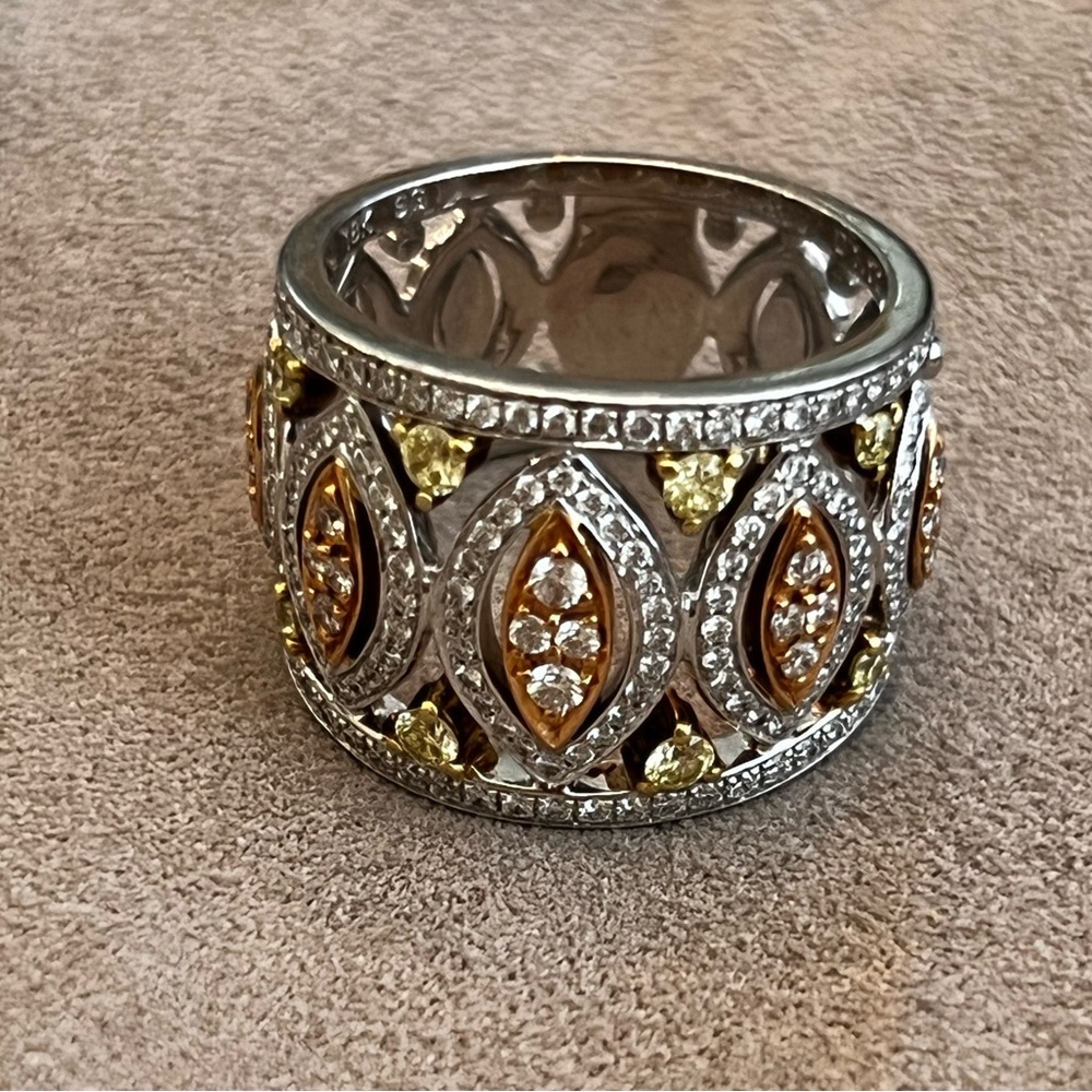 Simon G 18k white, rose and yellow gold ring